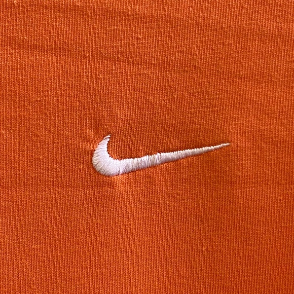 Nike Active Workout Dri-Fit Top Size: Large - Picture 4 of 7